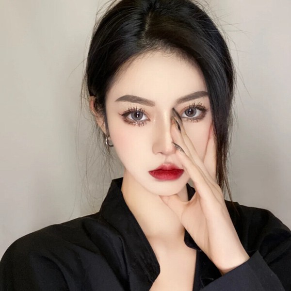 女生真人现代图片头像