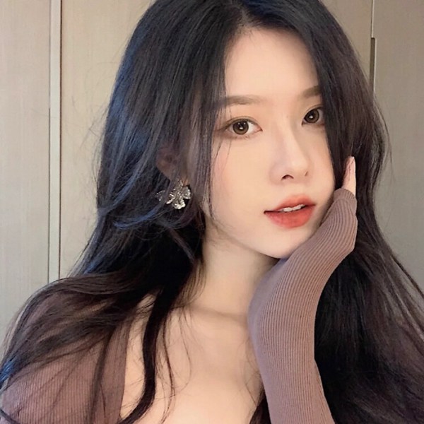 女生真人现代图片头像