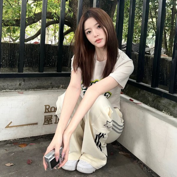 女生真人现代图片头像