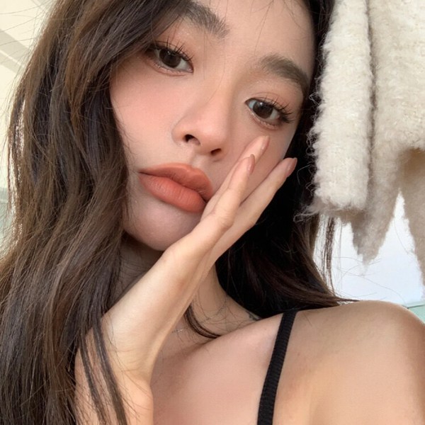 女生真人现代图片头像
