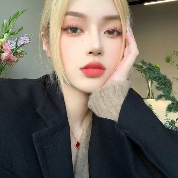 凑合图片头像女生真人