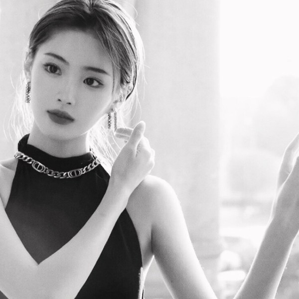 真人截图图片头像女生