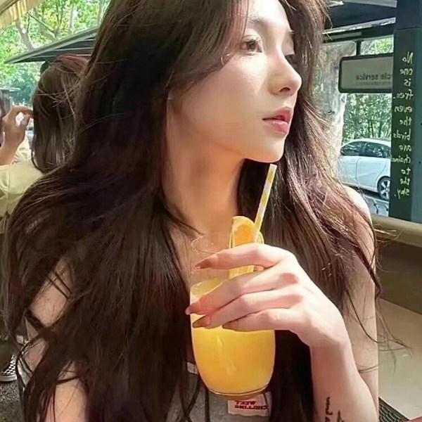 女生精致图片头像真人