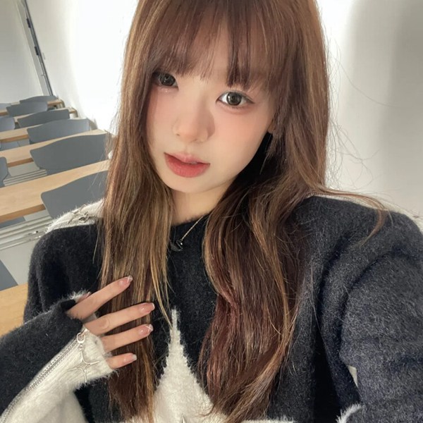 女生精致图片头像真人