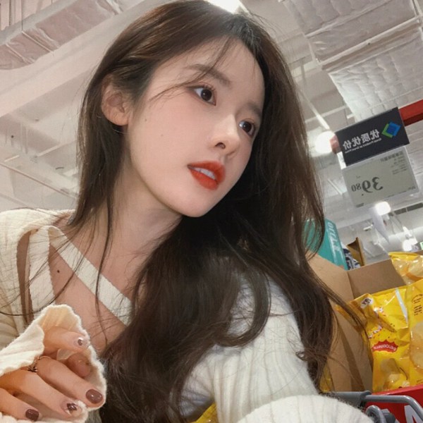 女生图片头像贴图真人