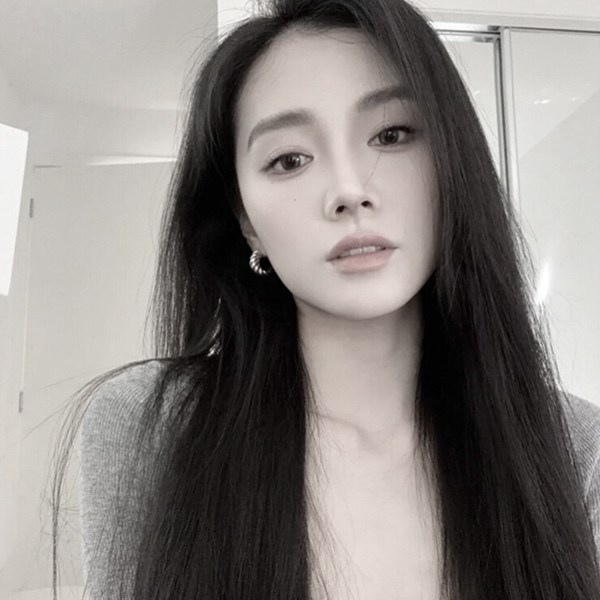 女生图片头像贴图真人