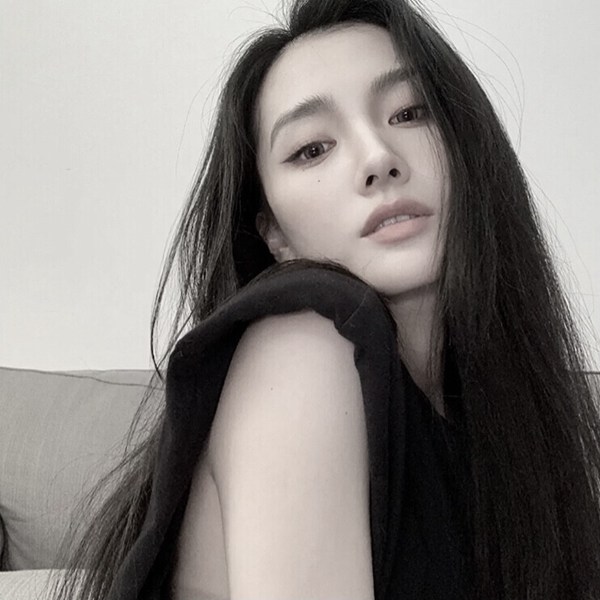 女生图片头像贴图真人