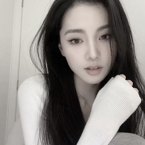 女生图片头像贴图真人