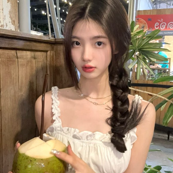 主流图片头像女生真人