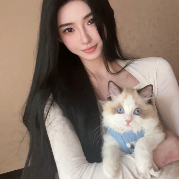 真人女生辣妹图片头像