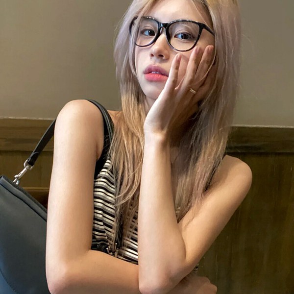小众图片头像女生真人
