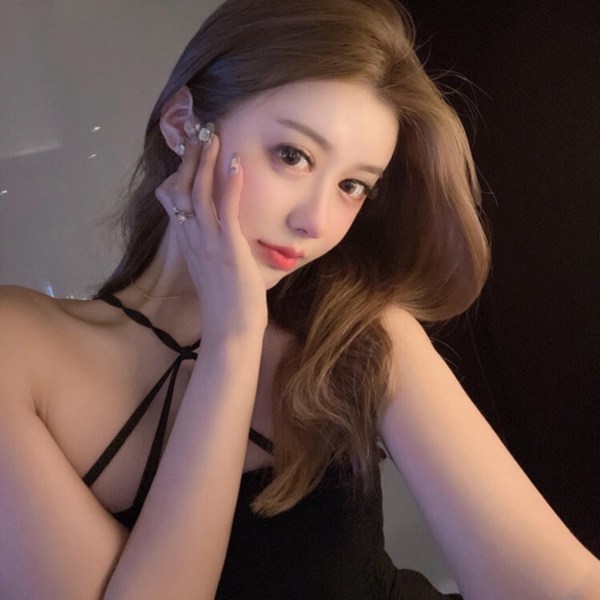 相亲图片头像女生真人