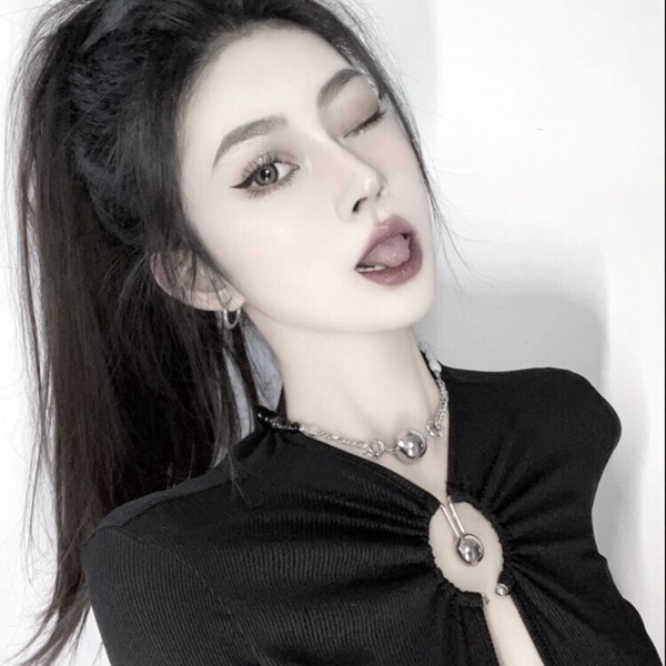 酷酷女生真人图片头像