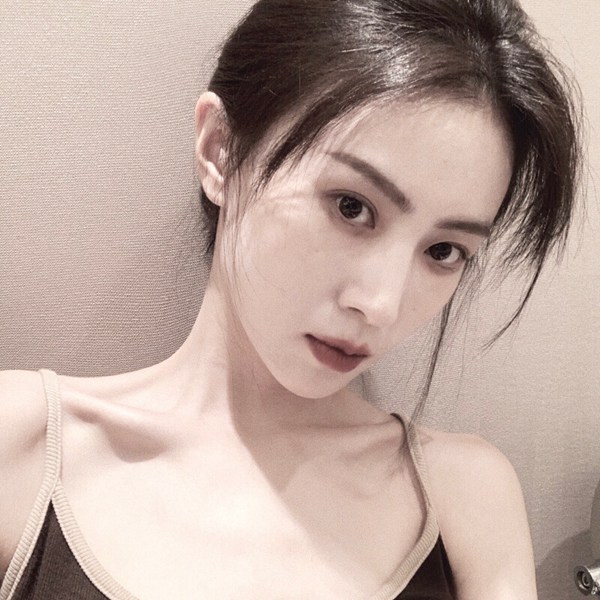 女生质感图片头像真人