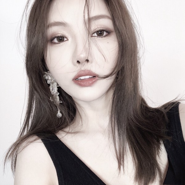 真人靓丽图片头像女生