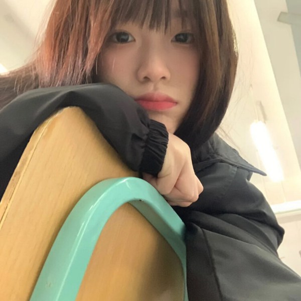 图片头像女生真人ins