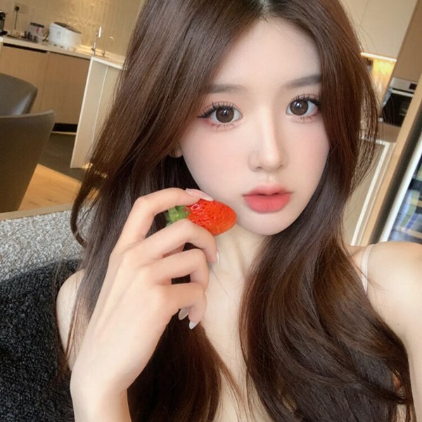 质感图片头像真人女生