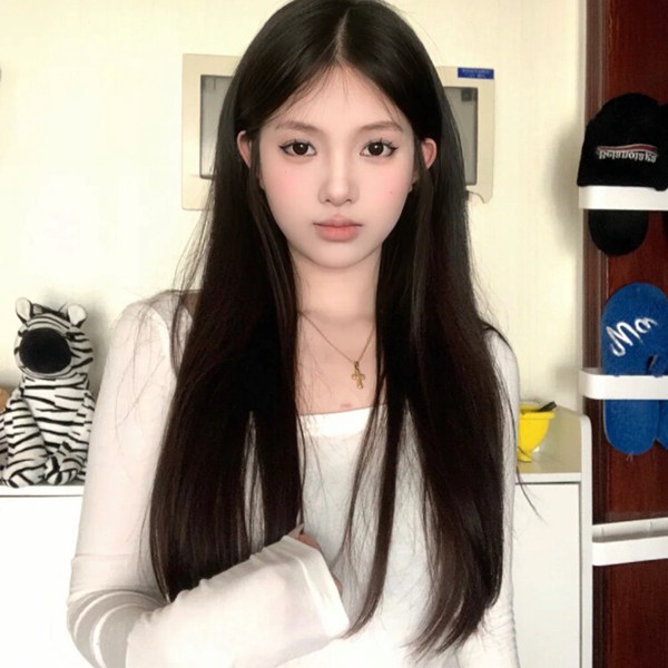 质感图片头像真人女生