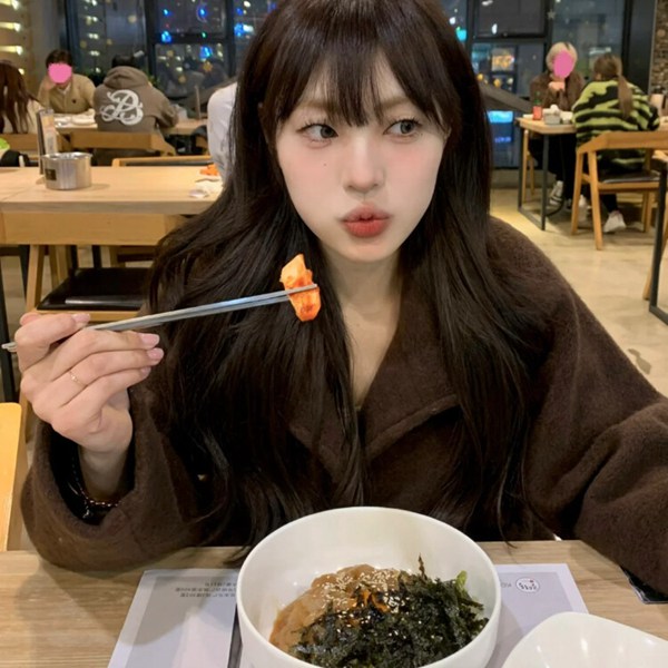 感觉图片头像女生真人