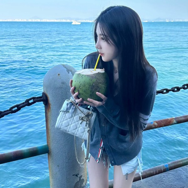 女生图片头像真人成熟