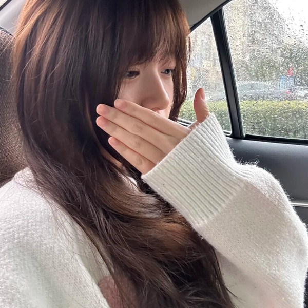 女生图片头像真人成熟