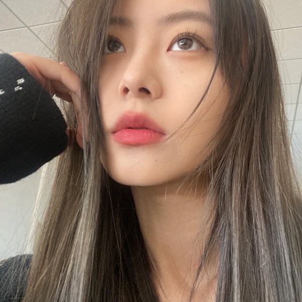 成熟图片头像真人女生