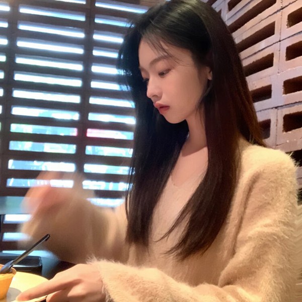 成熟图片头像真人女生