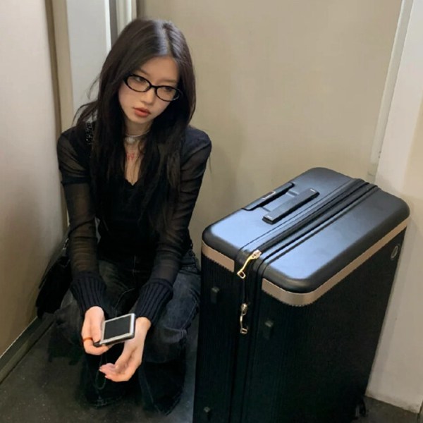 女生最酷图片头像真人