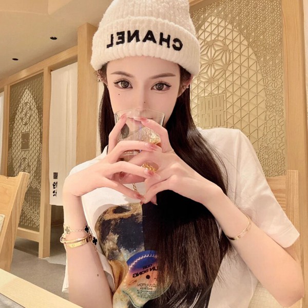 真人辣妹图片头像女生