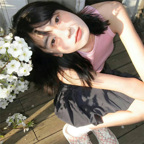 漂亮女照片头像