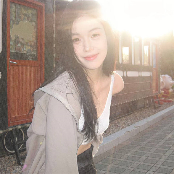 漂亮女照片头像