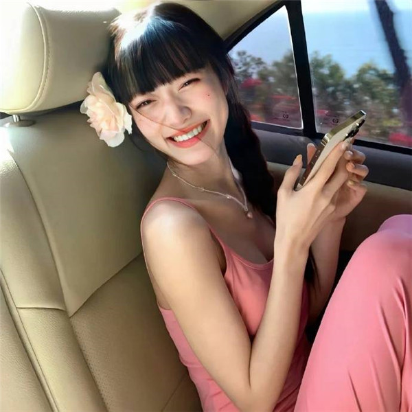 2025个性十足的女生头像真人高清