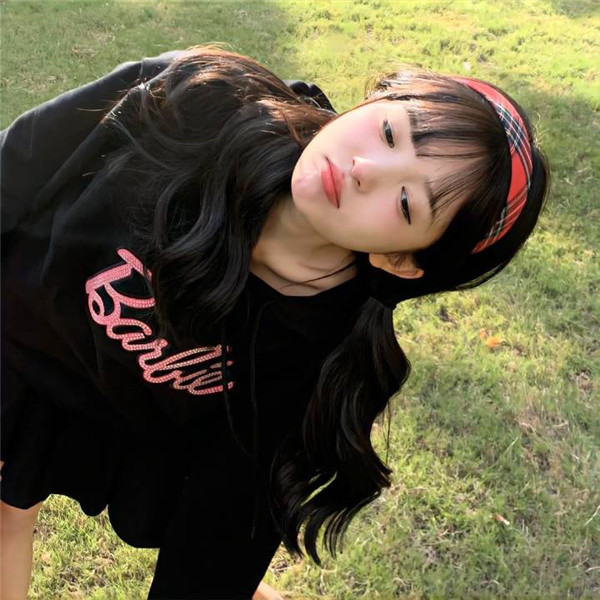 2025个性十足的女生头像真人高清