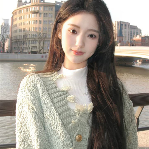 2025个性十足的女生头像真人高清