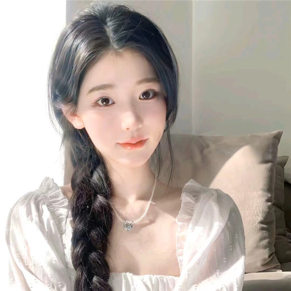 头像2025最火爆最好看女
