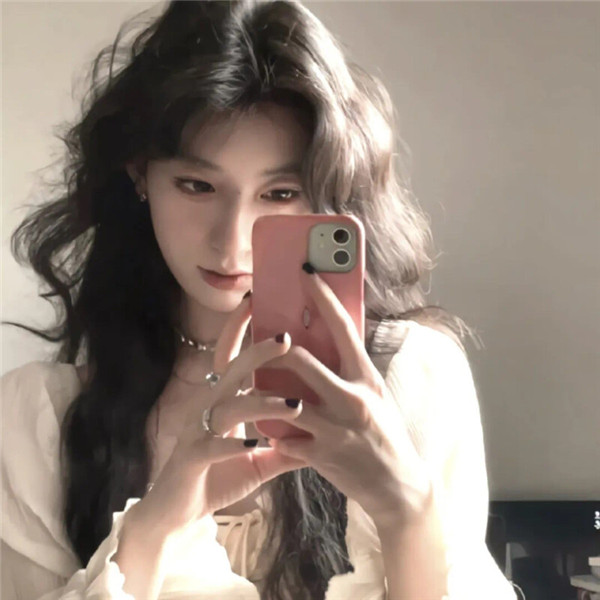 头像2025最火爆最好看女