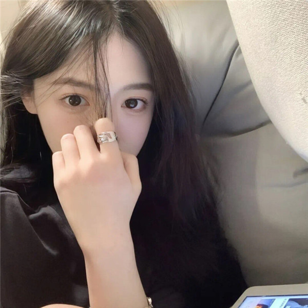 头像2025最火爆最好看女