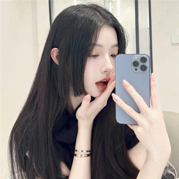 头像2025最火爆最好看女