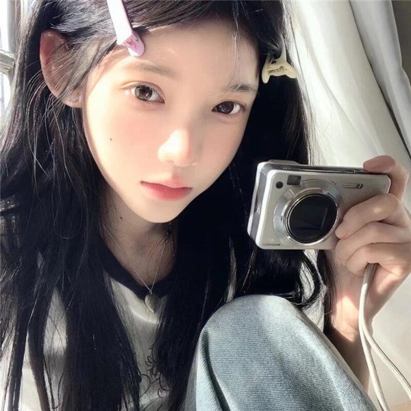 2025年最火女头像图片