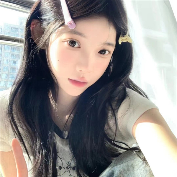 2025年最火女头像图片