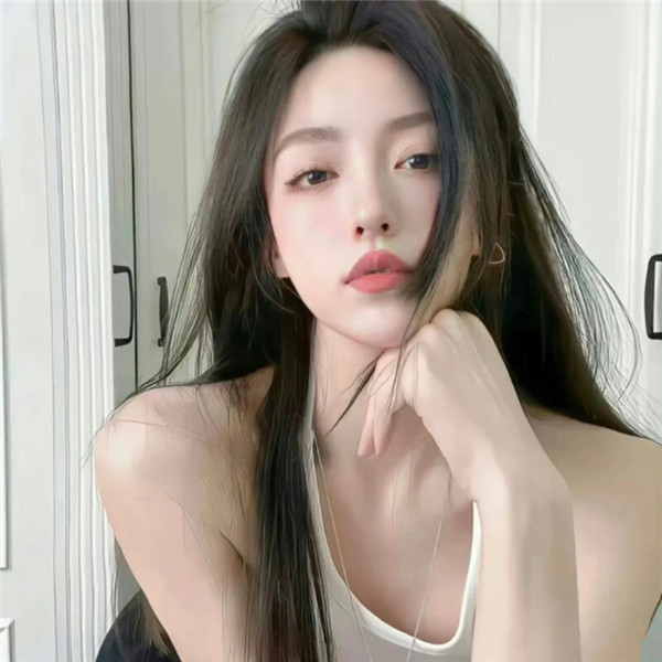 2025最火网红头像图片女