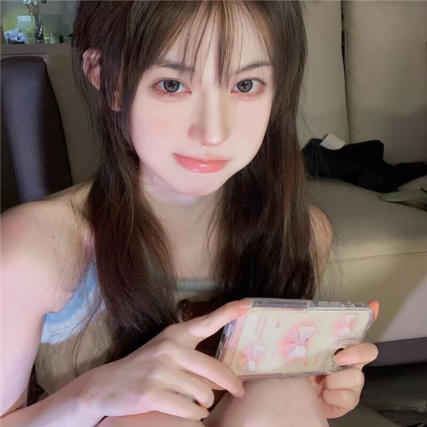 2025最火网红头像图片女