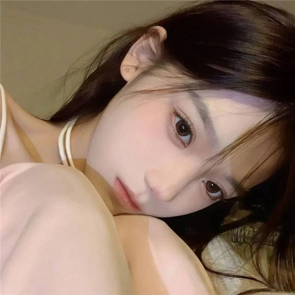 2025最火网红头像图片女