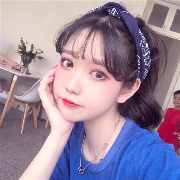 最火闺蜜头像三人一人一张图片