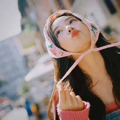 女生港风头像ins高级质感图片