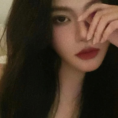 女生港风头像ins高级质感图片