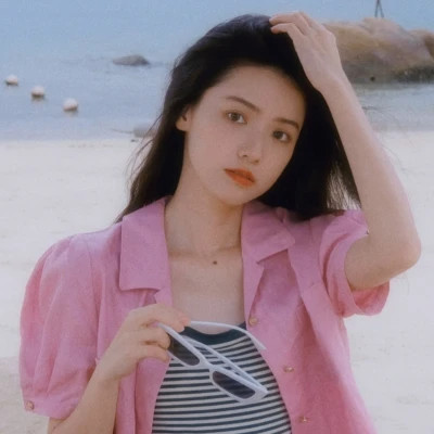 女生港风头像ins高级质感图片