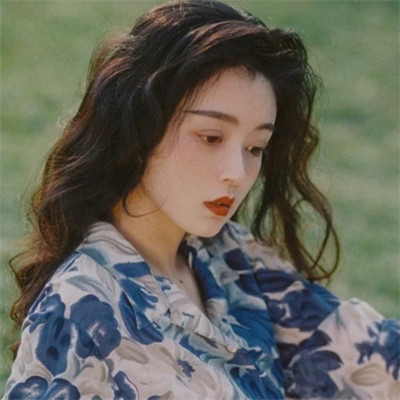 女生头像ins复古港风