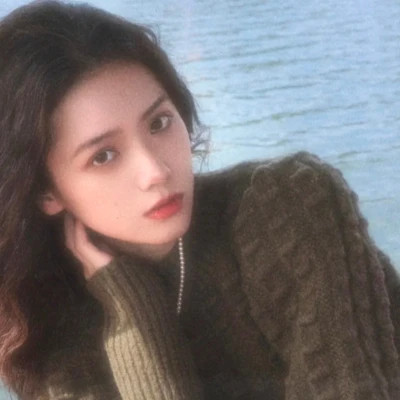 女生头像ins复古港风
