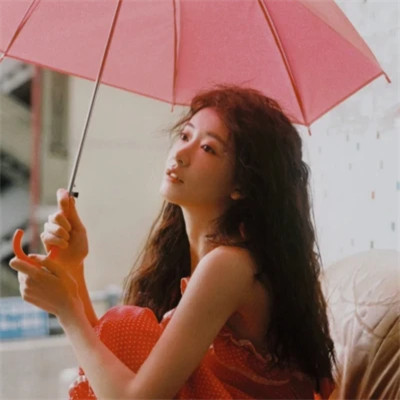 女生头像ins复古港风